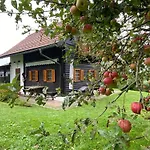 Troadkastn Familie Fritz Semesterbostad