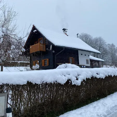 Troadkastn Familie Fritz Passail